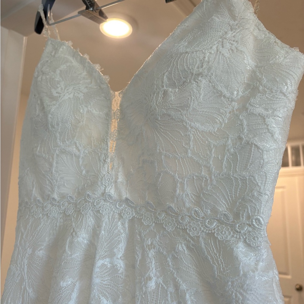 Elegant White Lace Dress